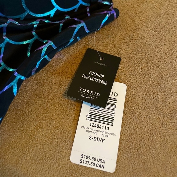 ❌SOLD❌Torrid Iridescent Strappy back Mermaid One Piece  Swimsuit size 2 D/DD♥️ - Picture 7 of 12